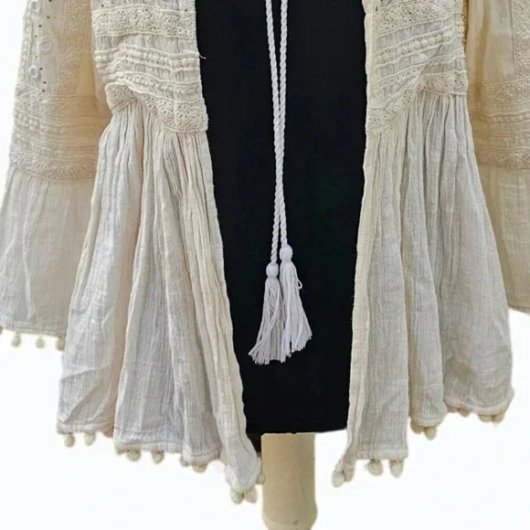 Embroidered Embellished Hippie BOHO Kimono Tie Front Prairie Shrug Cream Medium - Picture 9 of 13